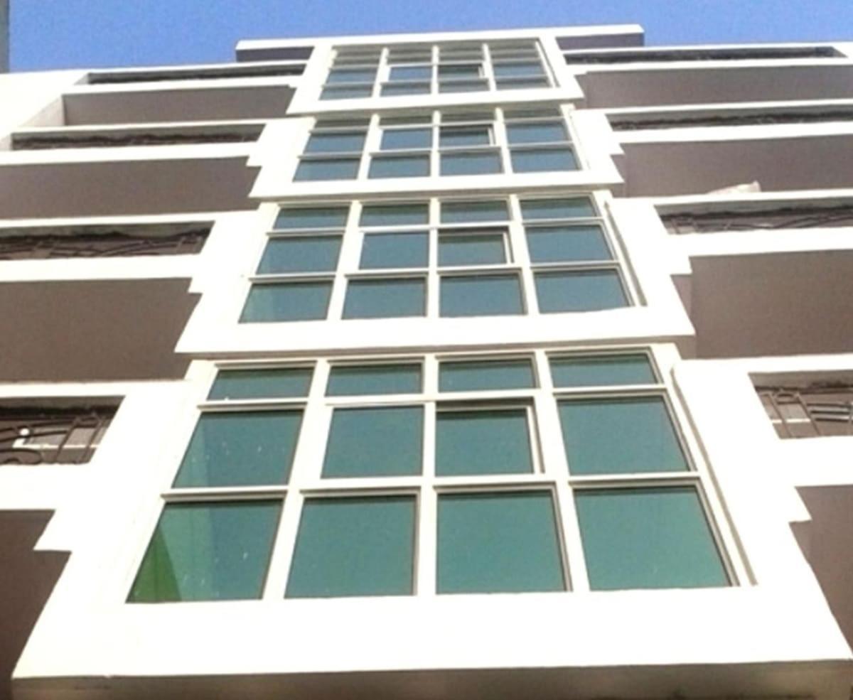 Charanpahari Hotel New Delhi Exteriör bild
